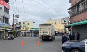 快訊》屏東市大貨車與微型電動二輪車事故！1名騎士當場不治