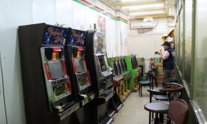 萬巒賭博電玩店遭檢舉 警查扣電玩機台