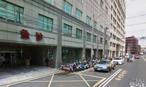 即時》東港冷凍工廠一氧化碳中毒 2人命危搶救中