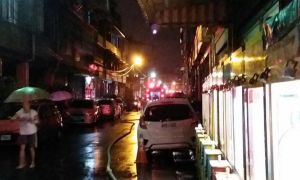 即時》屏東市昆明街住宅火警 狹小巷弄搶救困難