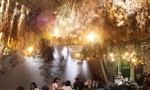 潮州新開超美特色火鍋店 店內用餐如置身歐式莊園