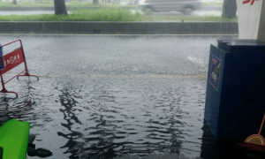 0823豪雨災情∥屏東市中正路、青島街、勝利路積水