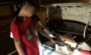 屏東市警方查獲毒品 22歲男車上藏36包毒咖啡