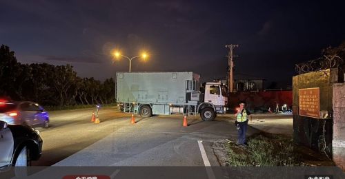 影》屏東仁壽營區前路口軍貨與重機事故　騎士送醫不治、乘客受傷送醫