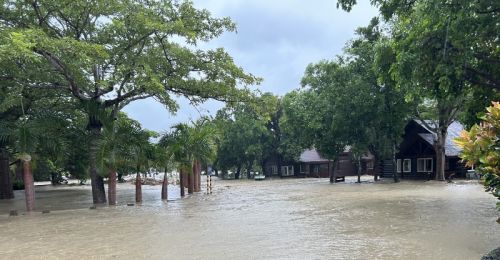 楊柳颱風挾雨襲屏東！傳19人困小木屋　業者:積水換房非受困