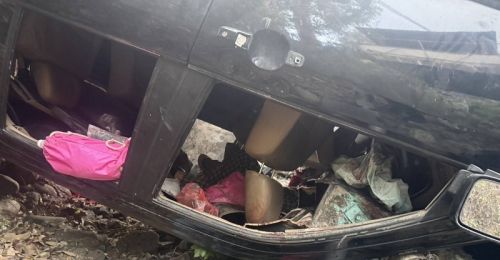 屏東三地門翻車墜橋！女乘客受困獲救送醫　現場4人離去警將追查