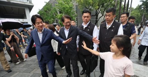 屏東包圍縣府兒童節超狂落幕！賴清德：未來讓屏東成為「兒童首都」